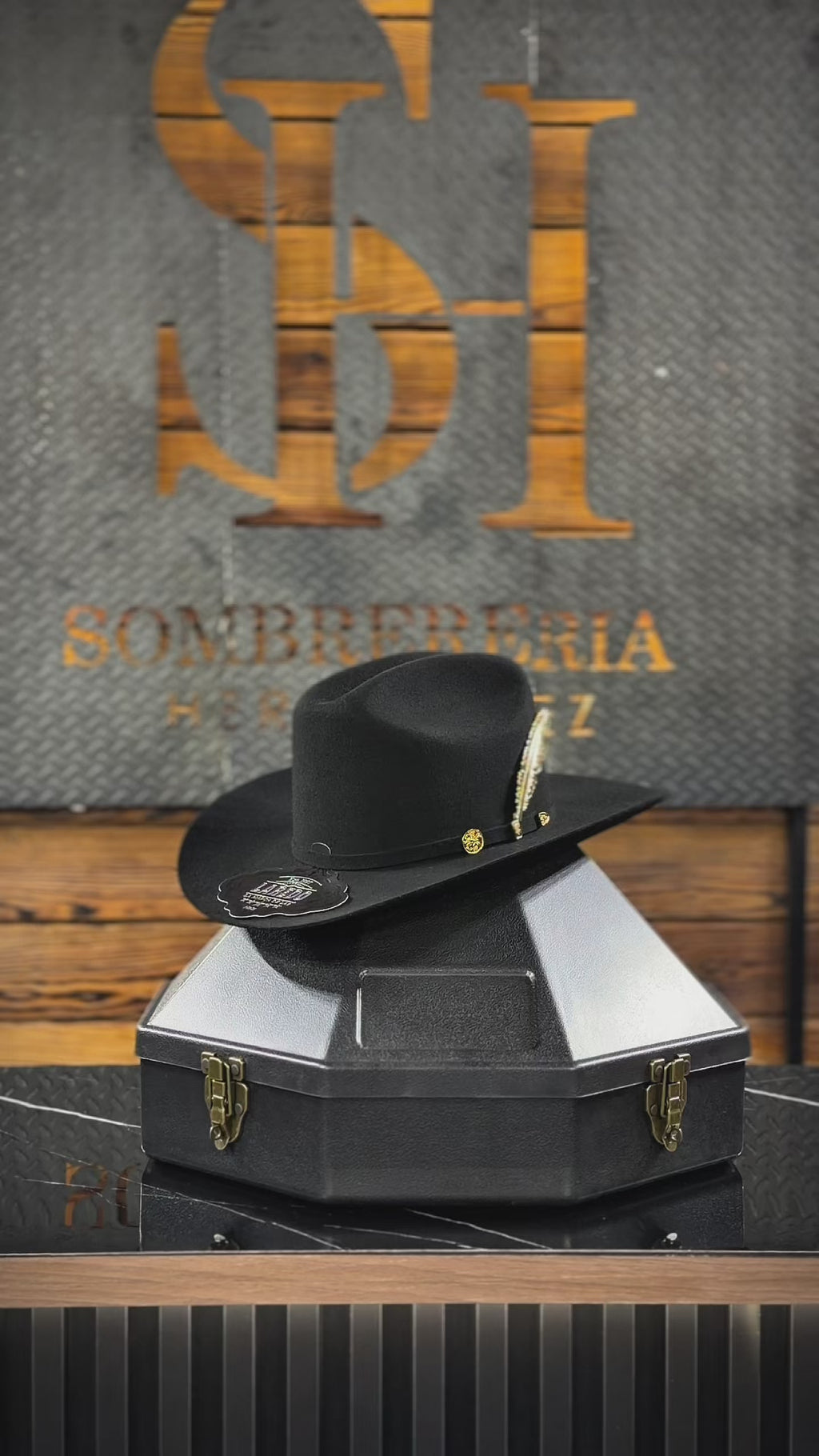 1MIL X Fina Edicion Centenario Gold